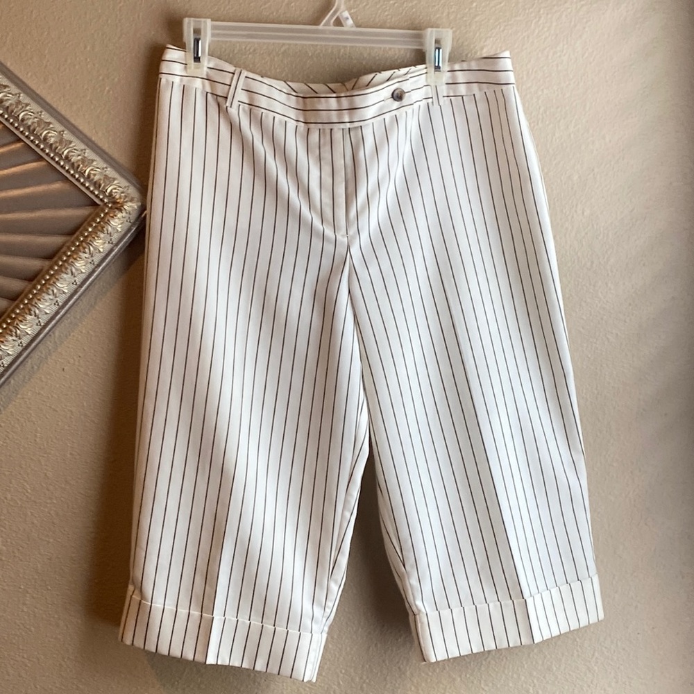 Cream/ brown strip  knee length shorts
